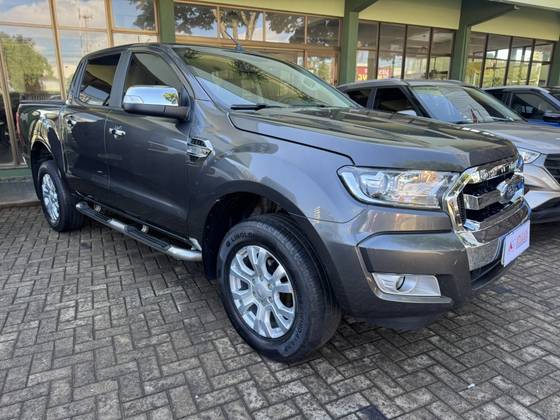FORD RANGER 3.2 XLT 4X4 CD 20V DIESEL 4P AUTOMÁTICO FORD RANGER 3.2 XLT 4X4 CD 20V DIESEL 4P AUTOMÁTICO